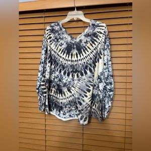 Cato tie-dye long sleeves V neck blouse size XL